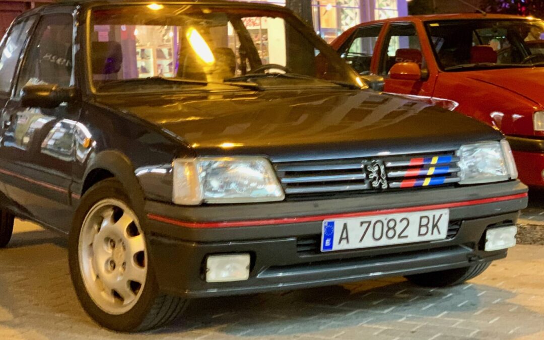 Los coches de nuestros socios: Pedro y su Peugeot 205 GTI de 1989